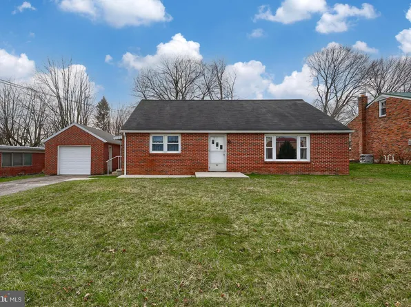 90 W George St, York, PA 17408