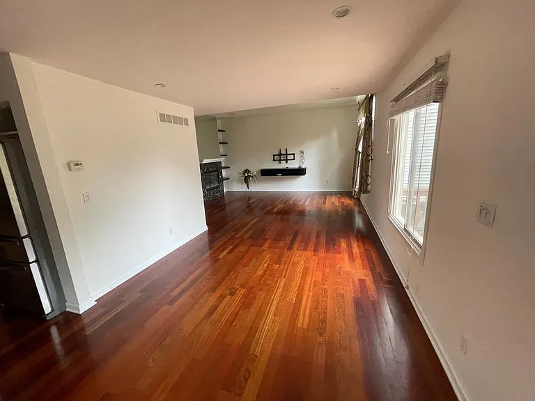 43590 Wendingo Ct — Photo 12