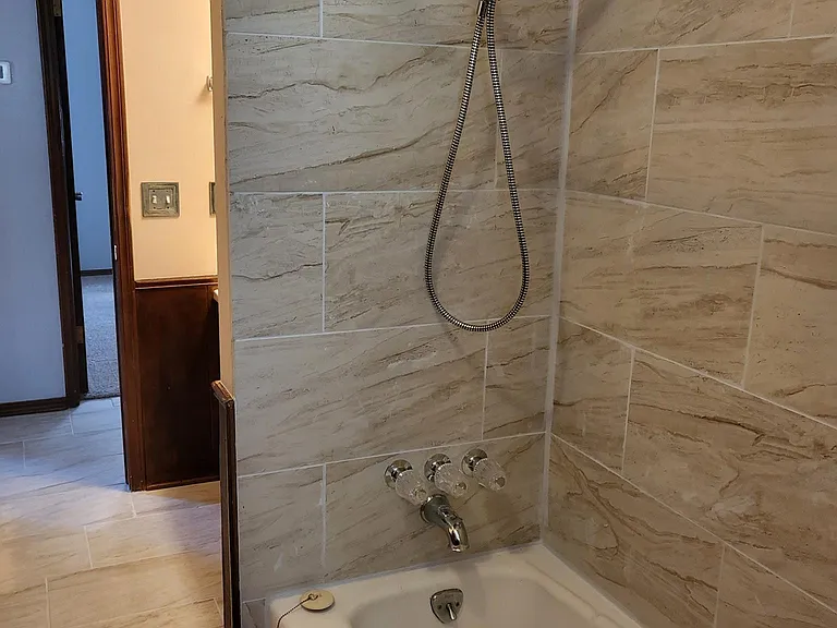 7907 S McKinley Ave — Photo 10