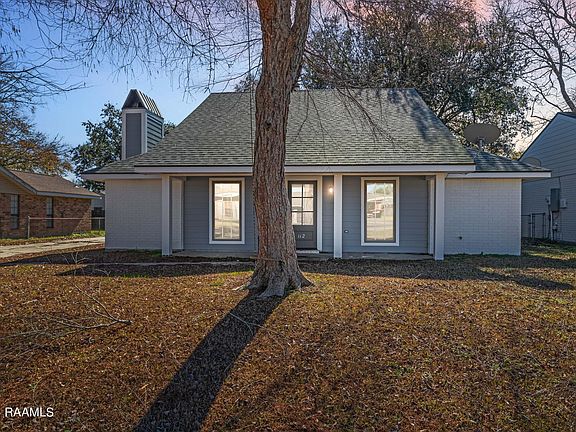 2nd image of 112 Village Green Dr