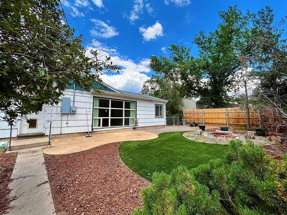 1st image of 309 Edgewood Dr #309