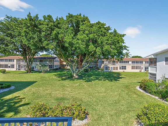 3rd image of 71 Canterbury C