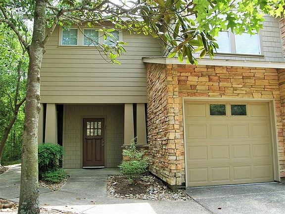 2nd image of 71 Woodlily Pl