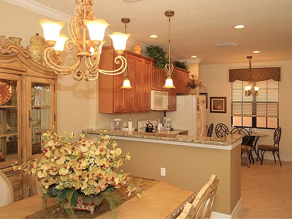 Dining Room/Kitchen