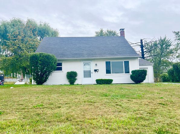 18 Luella Rd