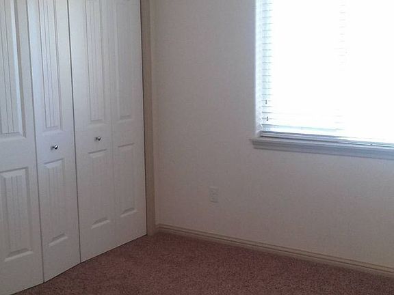 5th image of 1100 S College Ave #3