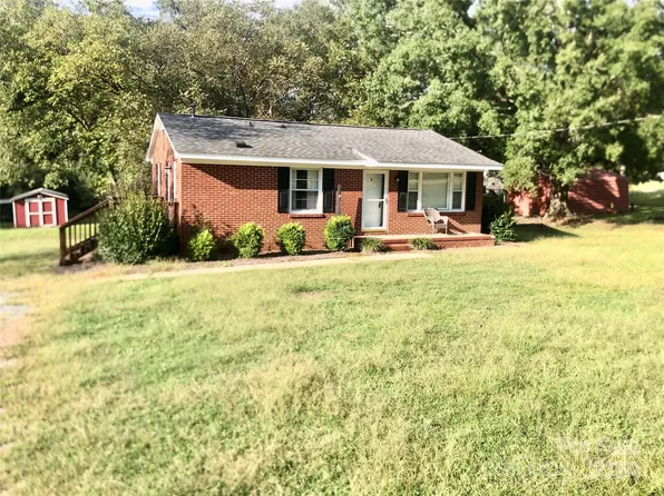 310 W Miller St, Jefferson, SC 29718