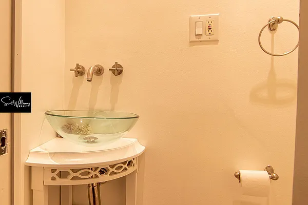 Rented by Scott Williams Realty LLC | media 30