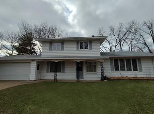2667 Riviera Dr S, White Bear Lake, MN 55110