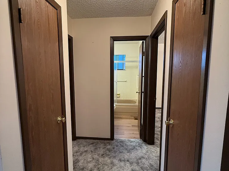1400 York Ave — Photo 17