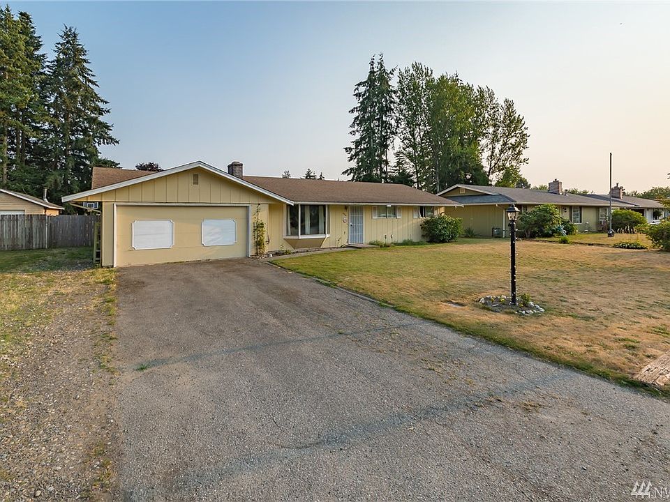 1st image of 4404 130th Pl NE