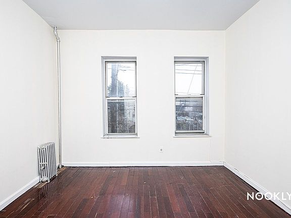 5th image of 65 Wyckoff Ave APT 2L