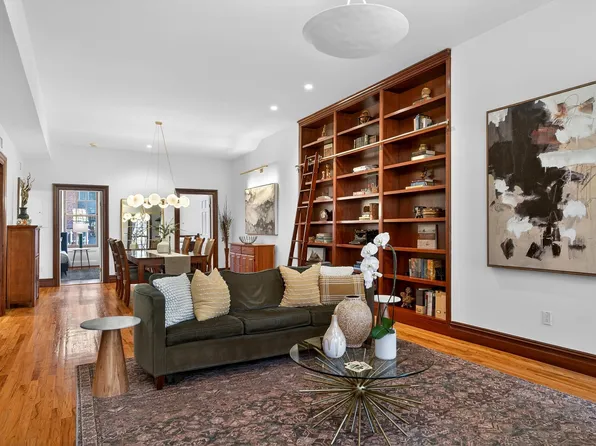 121 Grand Street image 1 of 41