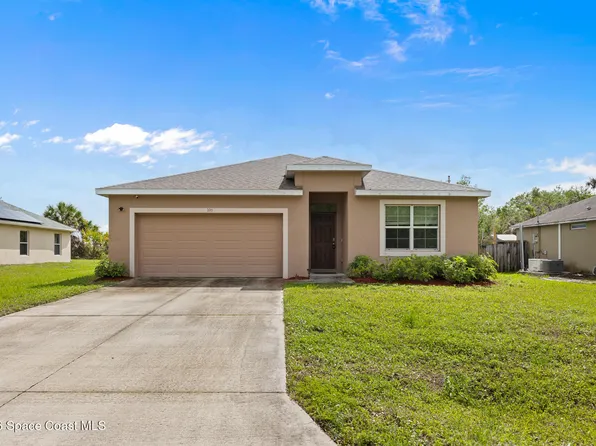 335 Calcutta Ave NW, Palm Bay, FL 32907