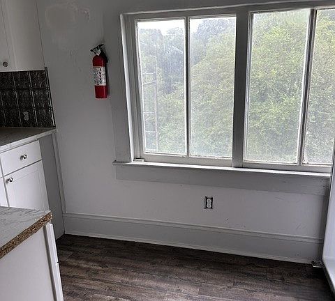 3rd image of 437 W Front St APT D