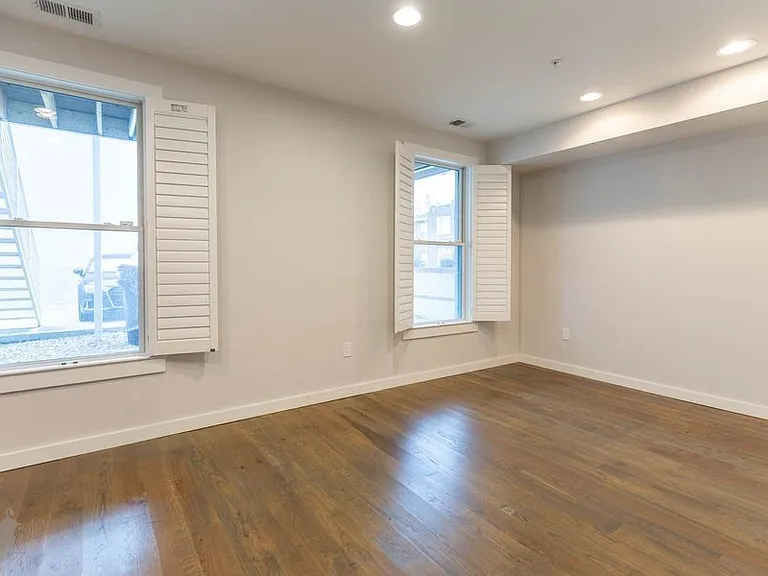 1330 Montello Ave NE #1 — Photo 31