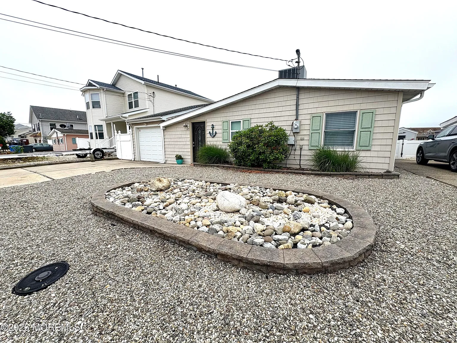 4 bed, 1463 sqft, $2,200 — Photo 1