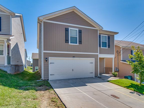2nd image of 207 Kirkside Dr