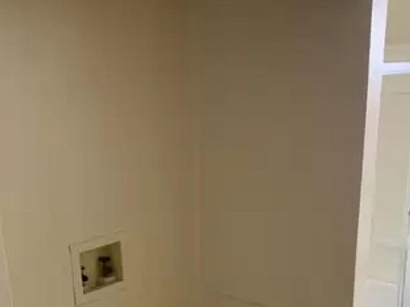 5th image of 1283 Dietzen Ave