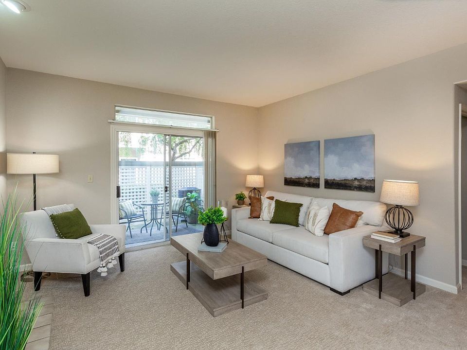 1st image of 5926 Bridgeport Lake Way