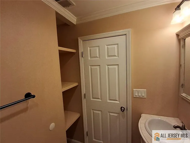 1209 Harbor Club Dr — Photo 13