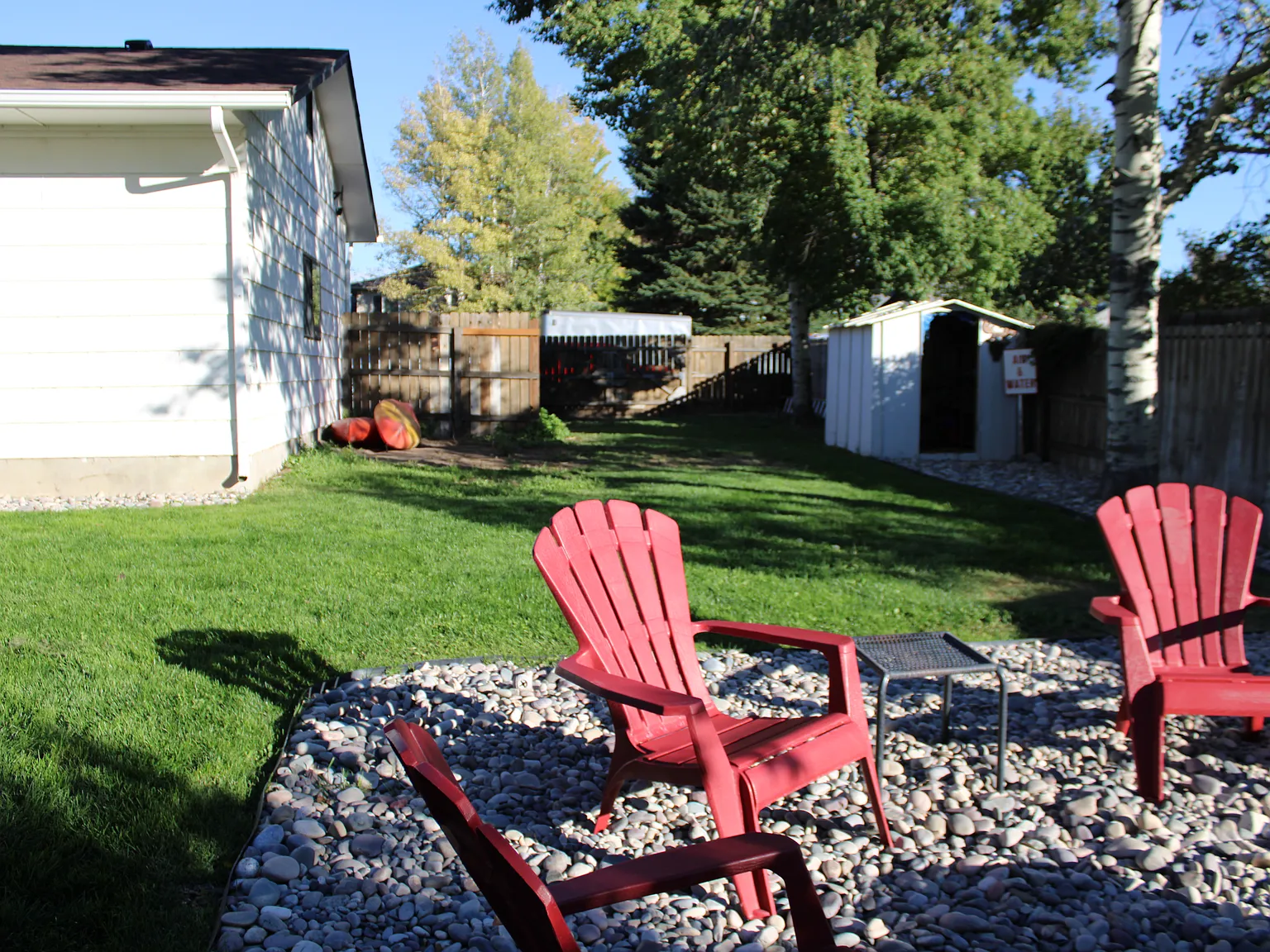 5 bed, 2133 sqft, $2,300 — Photo 2
