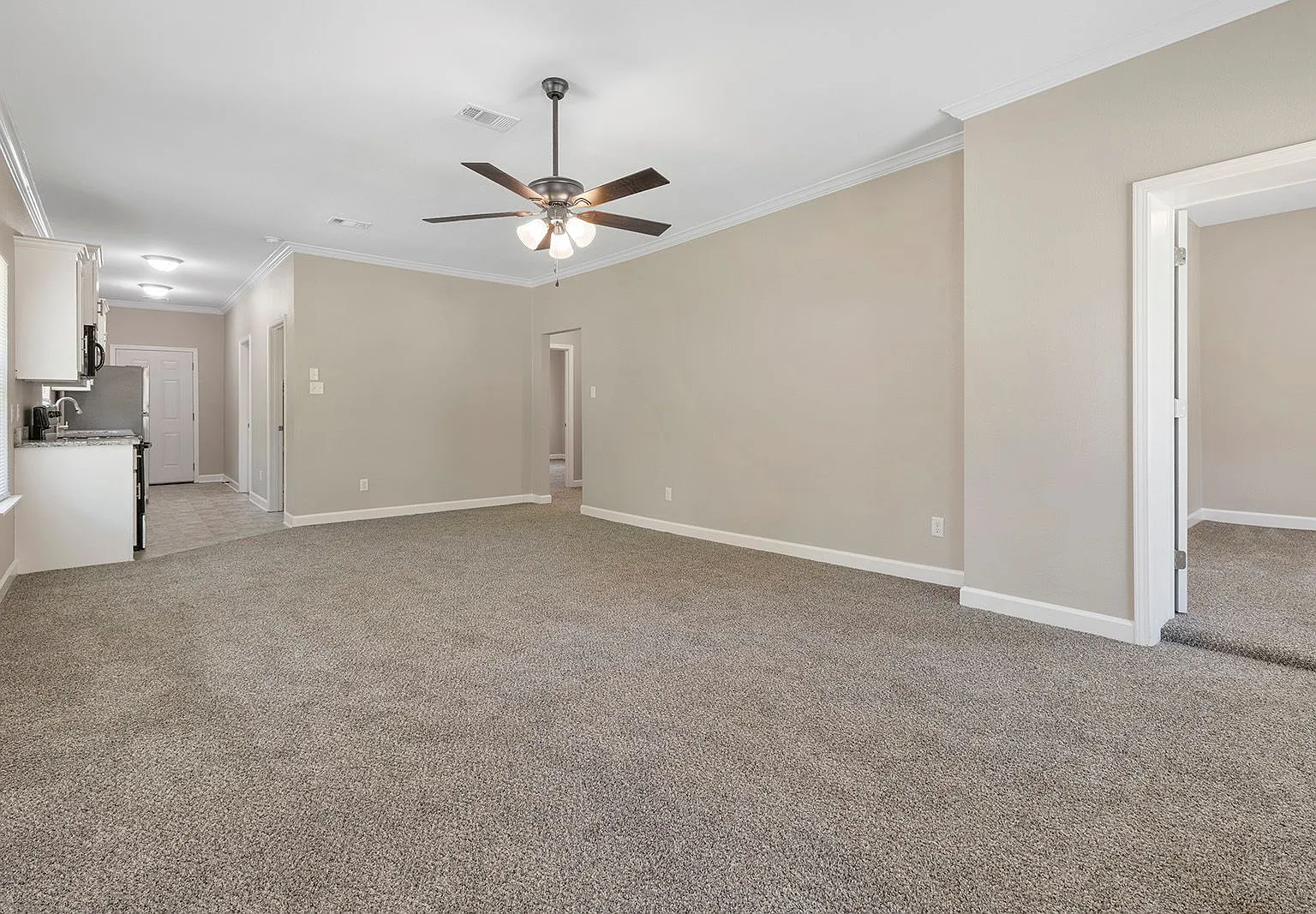 1809 Johnson St — Photo 3