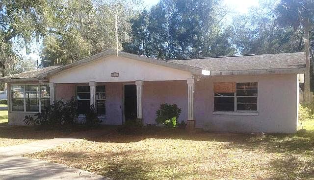 1st image of 25524 Colmar Ave
