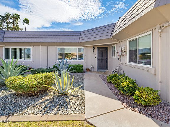 3rd image of 10305 W HUTTON Drive