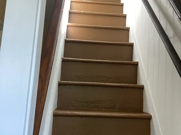 2160 Wylie Ave Floor 2, Pittsburgh, PA 15219