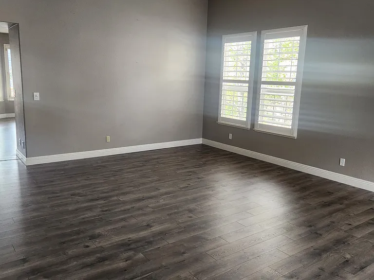 4742 Village Green Pkwy — Photo 5