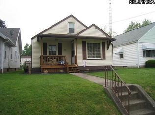 1243 Bellflower Ave SW, Canton, OH 44710