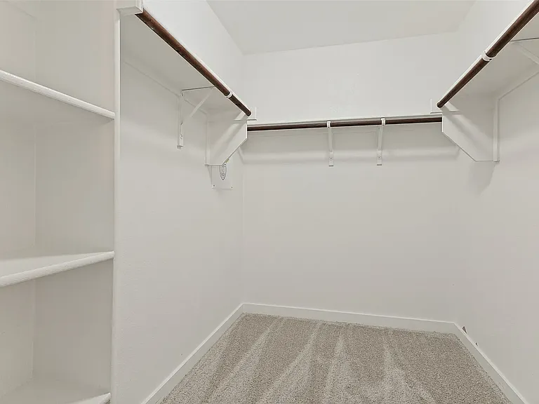 8828 Valley River Dr — Photo 11