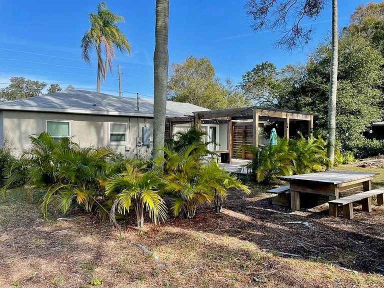 1277 Seminole St — Photo 29