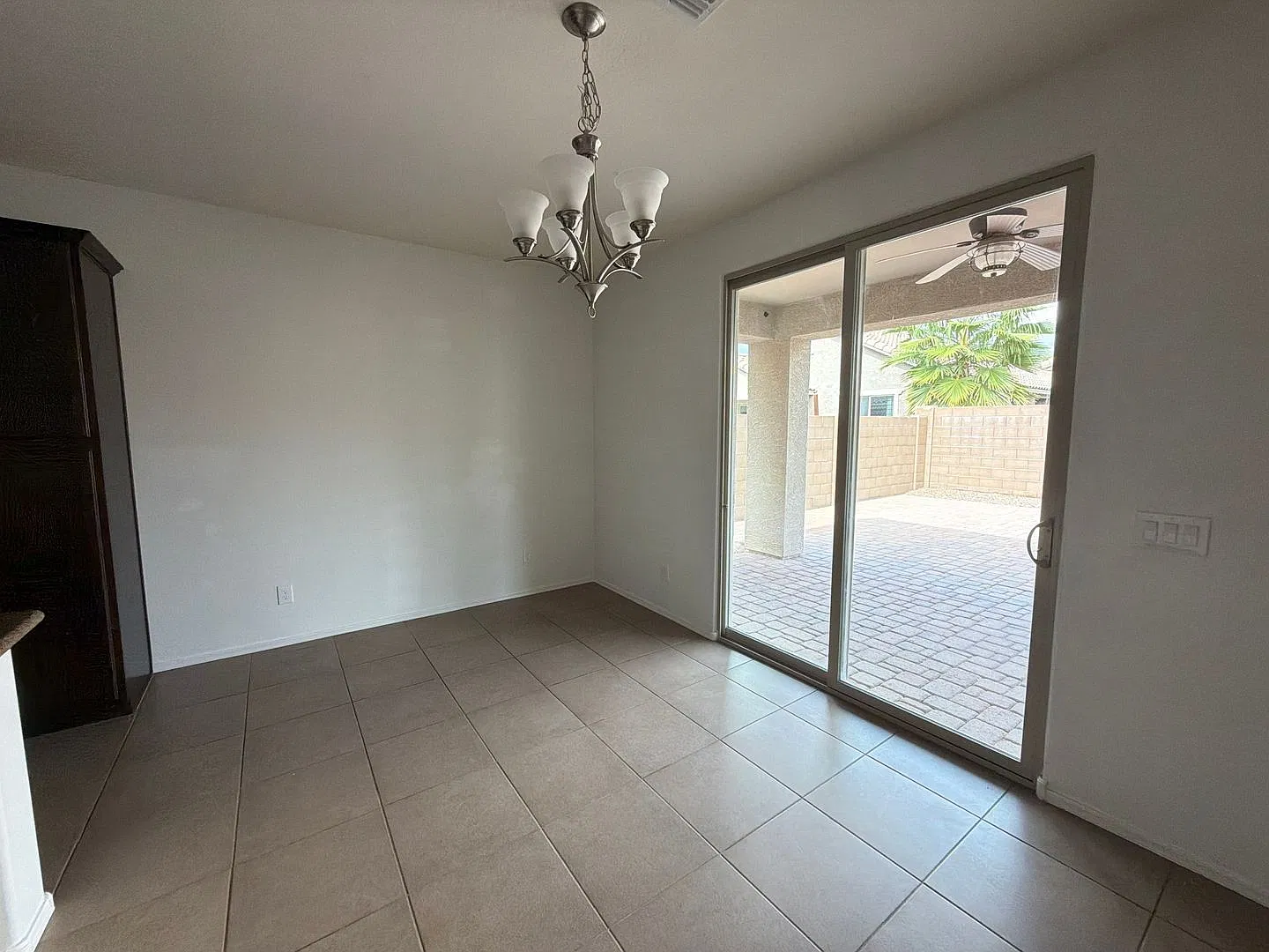 4 bed, 3.0 bath, 2105 sqft, $2,100 — Photo 4