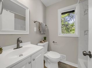 337 McKnight Rd S, Saint Paul, MN 55119