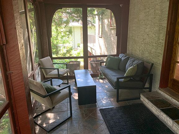 Amazing screen porch