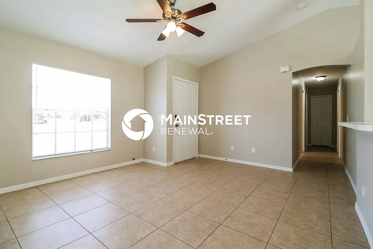 Living Room - 3418 7th St SW