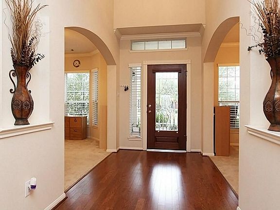 Inviting two story entry with access to Formal Dining and Study.