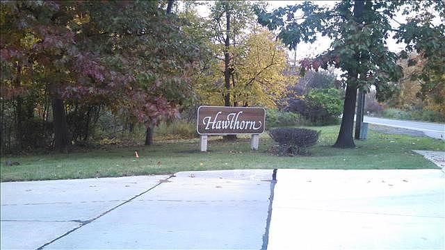 1st image of 9815 Hawthorne Glen