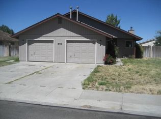 802 Wagon Dr, Gardnerville, NV 89460