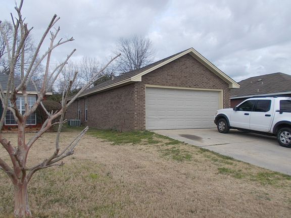 3rd image of 6008 Aldersbrook Ct