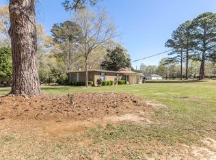 52 Winter Ln, Fort Valley, GA 31030