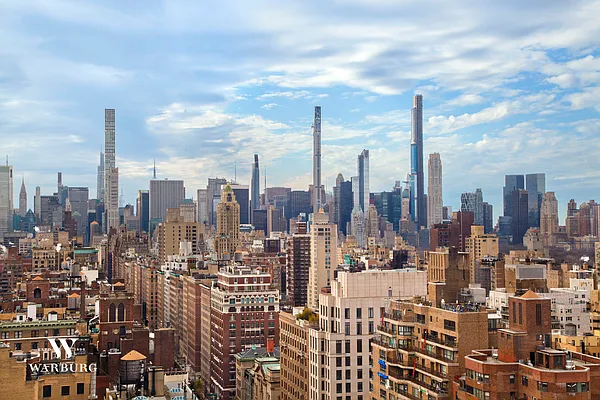 Sold by Warburg | media 4