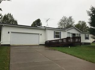 508 Main St W, Hinckley, MN 55037