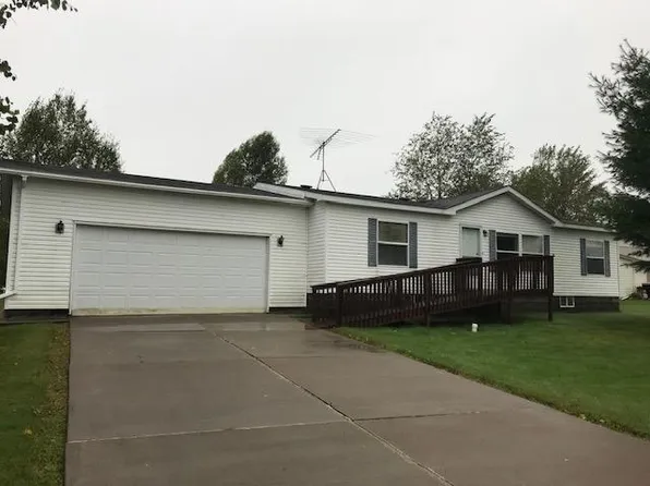 508 Main St W, Hinckley, MN 55037