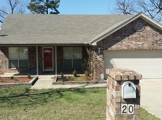 20 Park Ridge Dr, Maumelle, AR 72113