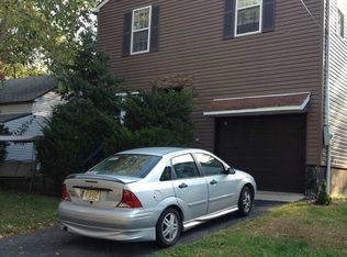 738 Bogert Rd, River Edge, NJ 07661