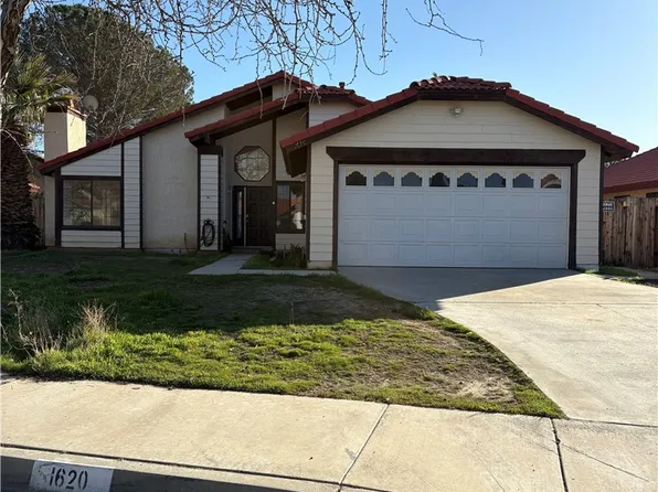 1620 E Lingard St, Lancaster, CA 93535