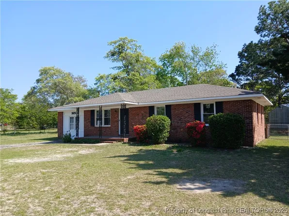 3625 Yorktown Rd, Hope Mills, NC 28348